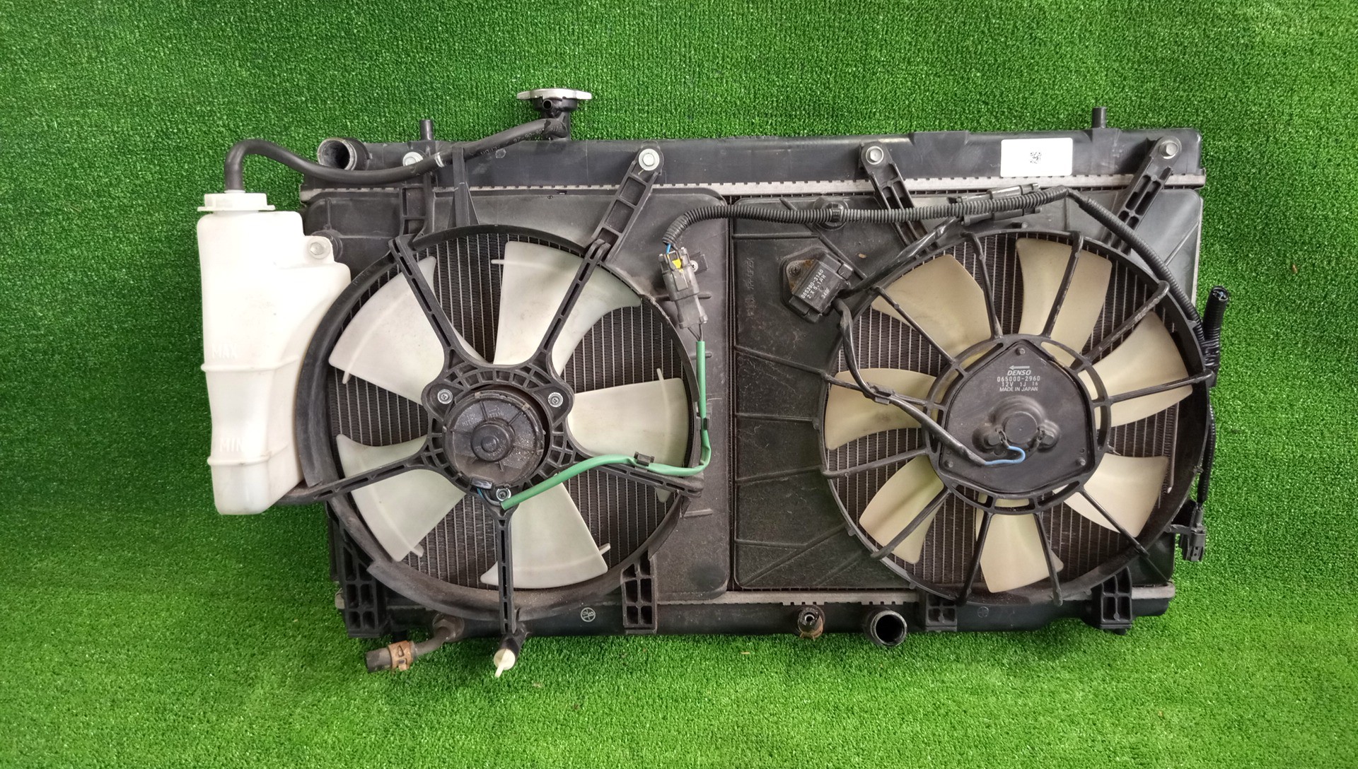 Радиатор основной HONDA AIRWAVE GJ1, GJ2 L15A 6308 1 ракурс