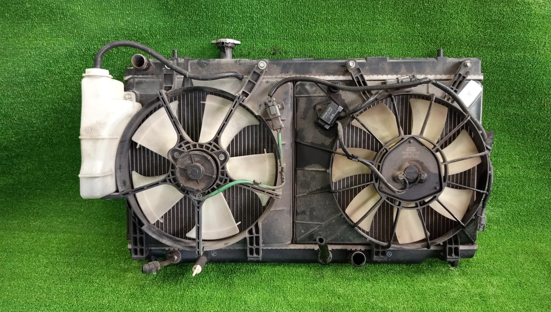 Радиатор основной HONDA AIRWAVE GJ1, GJ2 L15A 6318 1 ракурс