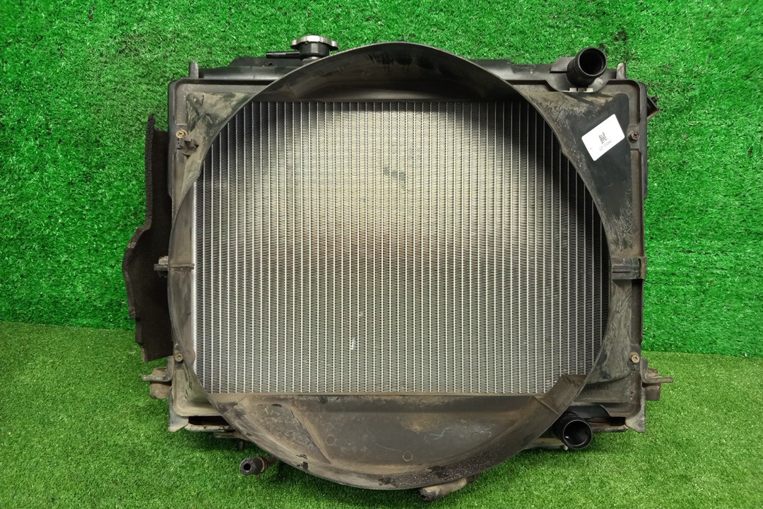 Радиатор основной NISSAN ATLAS H4F23 KA20DE 6407 1 ракурс Радиатор основной NISSAN ATLAS H4F23 KA20DE 6407 1 ракурс
