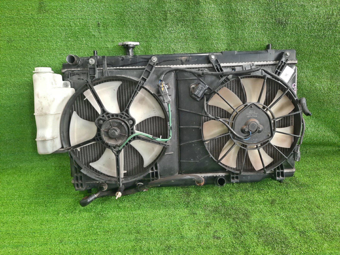 Радиатор основной HONDA AIRWAVE GJ1, GJ2 L15A 6464 1 ракурс