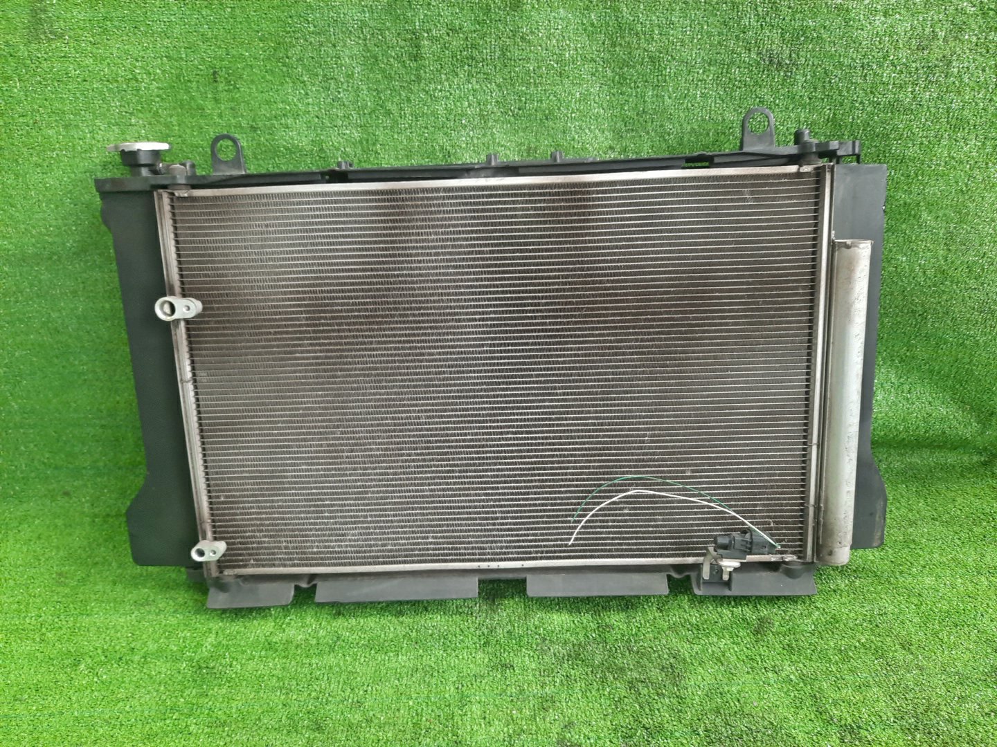 Радиатор основной TOYOTA AXIO, COROLLA FIELDER, COROLLA  AXIO, FIELDER NZE141, NZE144, ZRE142, ZRE144, ZRE144G, ZRE142G, NZE144G, NZE141G 1NZ-FE, 2ZR-FE, 2ZR-FAE 6466 2 ракурс