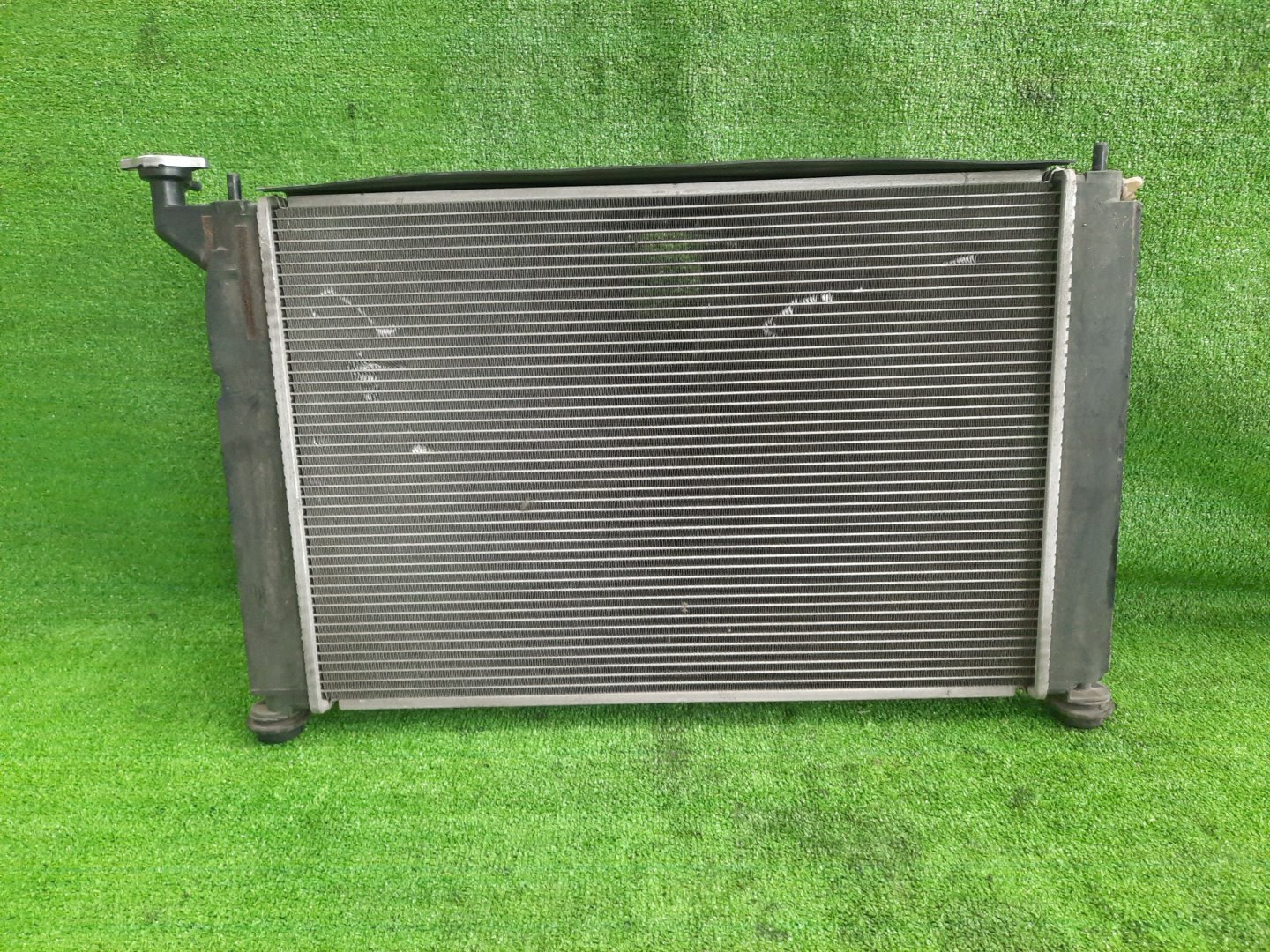 Радиатор основной TOYOTA PREMIO, ALLION ZZT240, AZT240, NZT240, ZZT245 1ZZ-FE 6488 2 ракурс