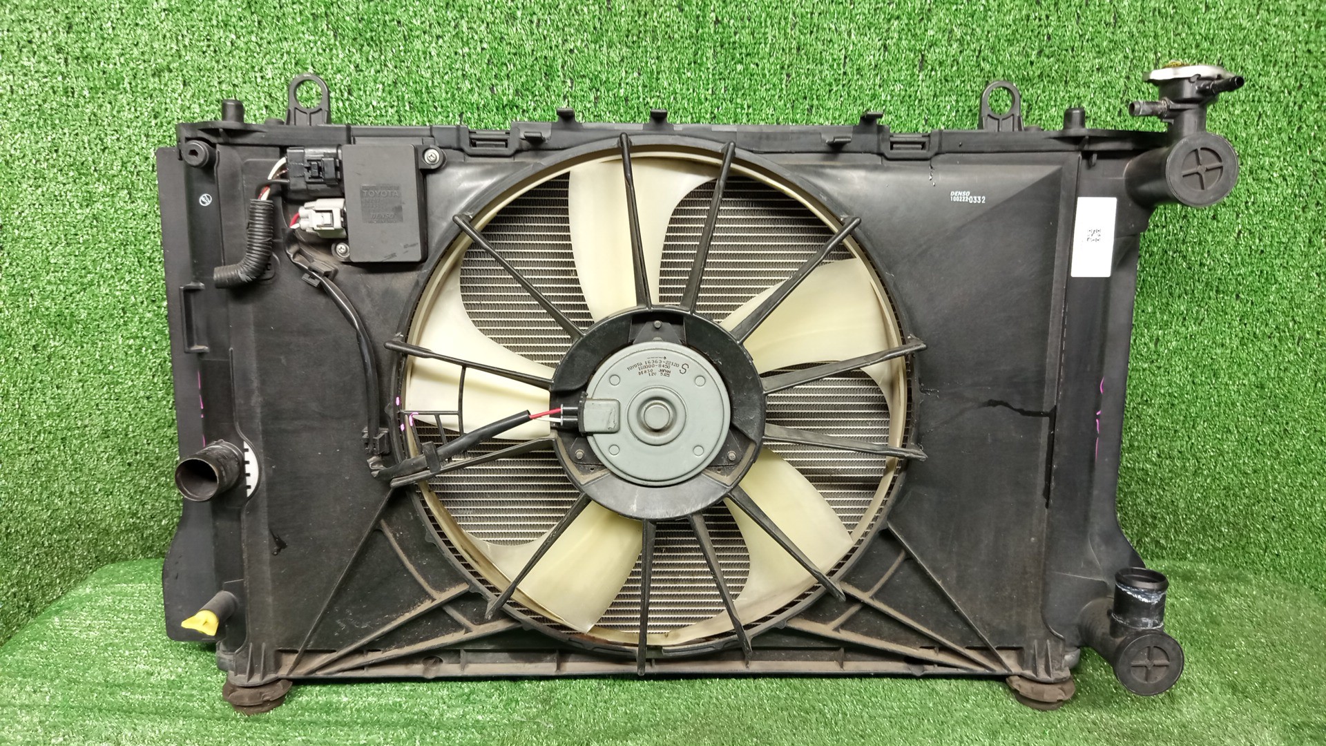 Радиатор основной TOYOTA AXIO, COROLLA FIELDER, COROLLA  AXIO, FIELDER NZE141, NZE144, ZRE142, ZRE144, ZRE144G, ZRE142G, NZE144G, NZE141G 1NZ-FE, 2ZR-FE, 2ZR-FAE 6492 1 ракурс