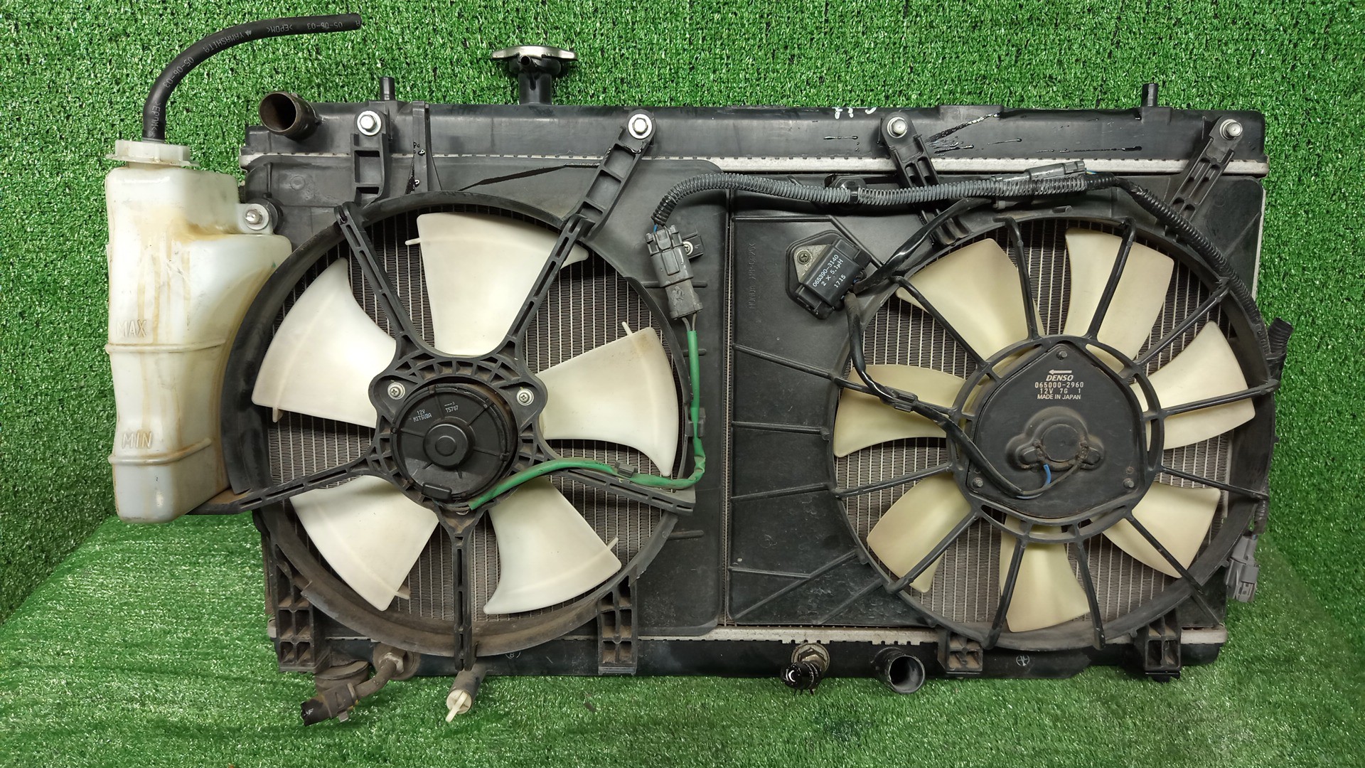 Радиатор основной HONDA AIRWAVE GJ1, GJ2 L15A 6507 1 ракурс