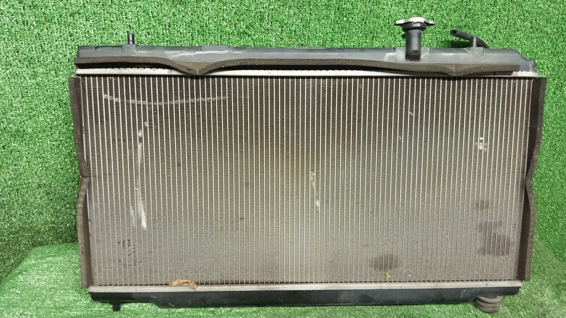 Радиатор основной HONDA AIRWAVE GJ1, GJ2 L15A 6507 2 ракурс