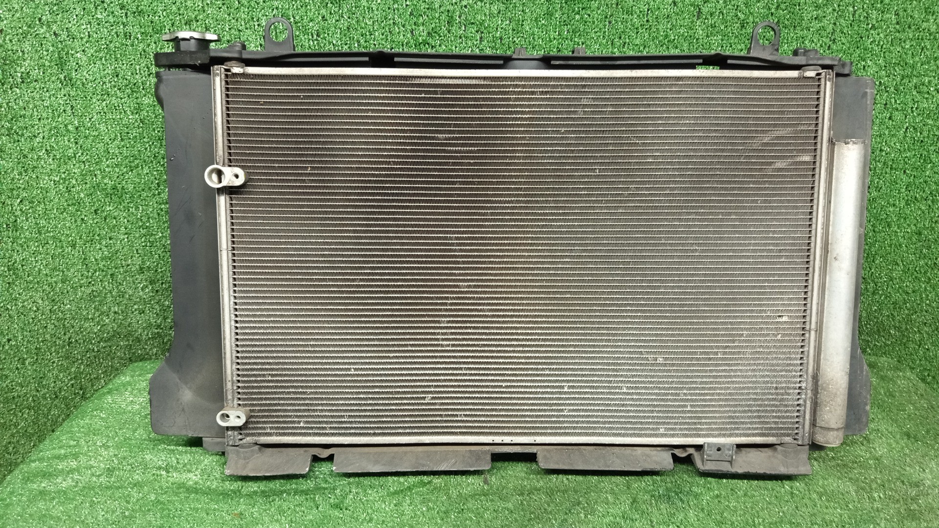 Радиатор основной TOYOTA AXIO, COROLLA FIELDER, COROLLA  AXIO, FIELDER NZE141, NZE144, ZRE142, ZRE144, ZRE144G, ZRE142G, NZE144G, NZE141G 1NZ-FE, 2ZR-FE, 2ZR-FAE 6531 2 ракурс