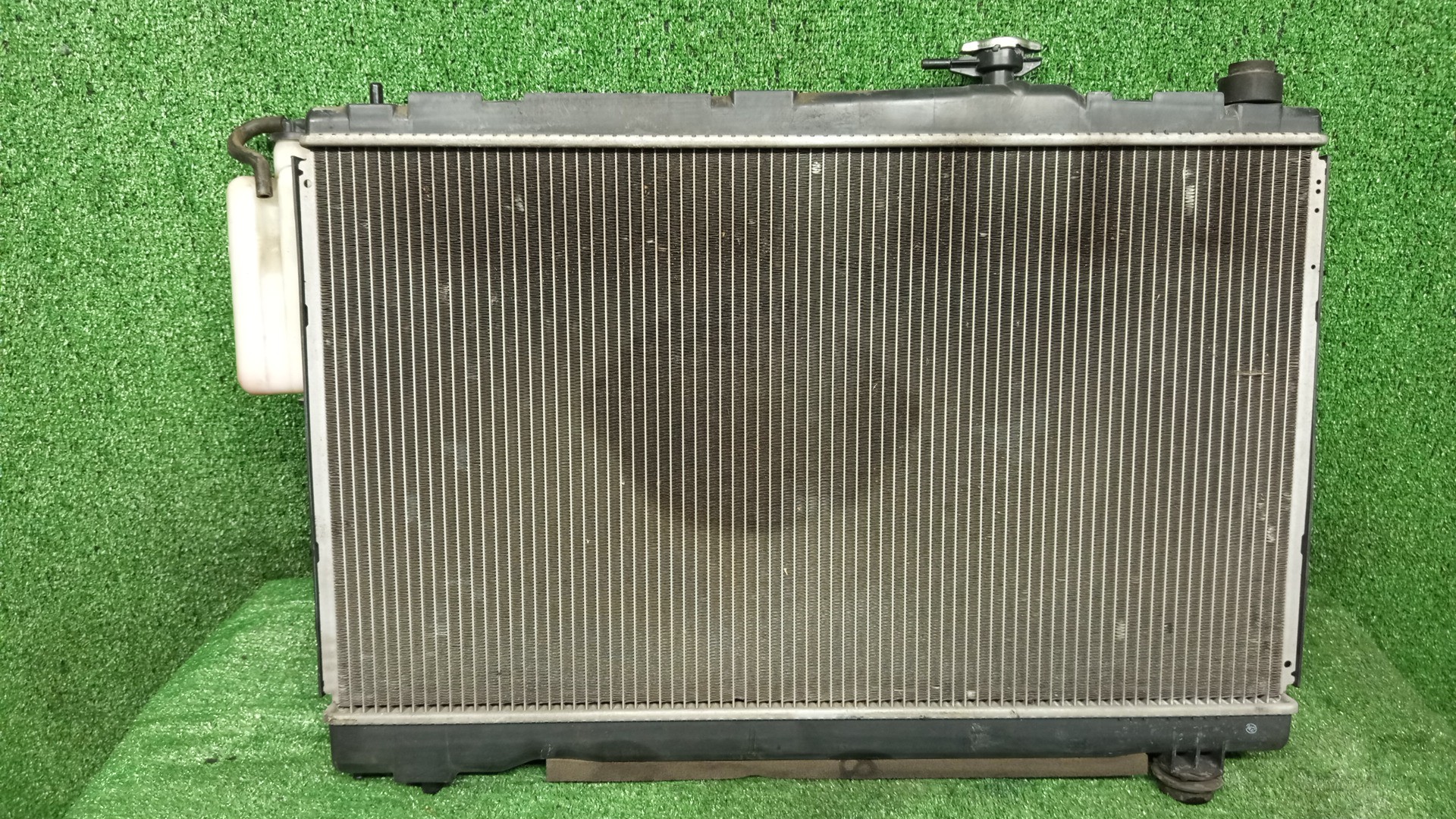 Радиатор основной TOYOTA IPSUM ACM21W, ACM26W 2AZ-FE 6539 2 ракурс