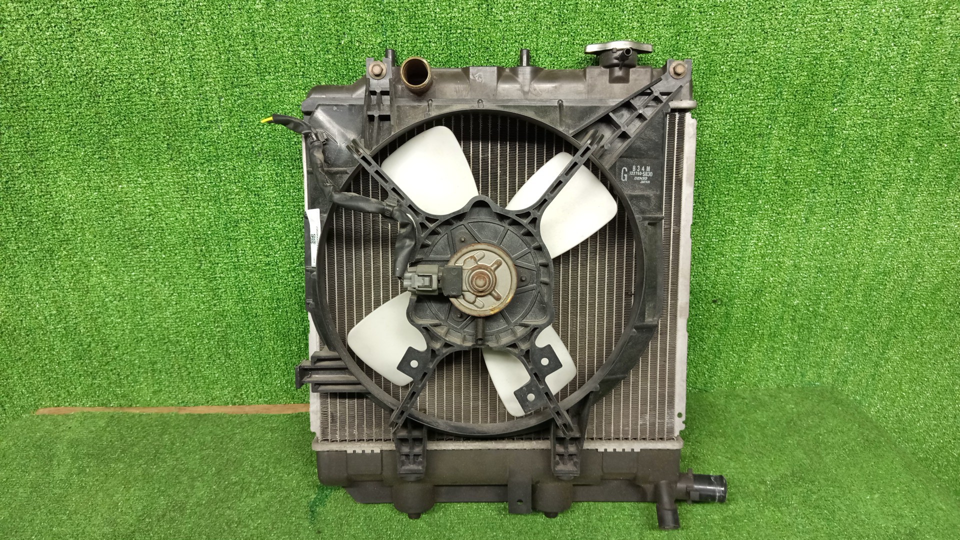 Радиатор основной MAZDA DEMIO DW3W, DW5W B3E, B3ME, B3, B5E, B5ME, B5 6567 1 ракурс