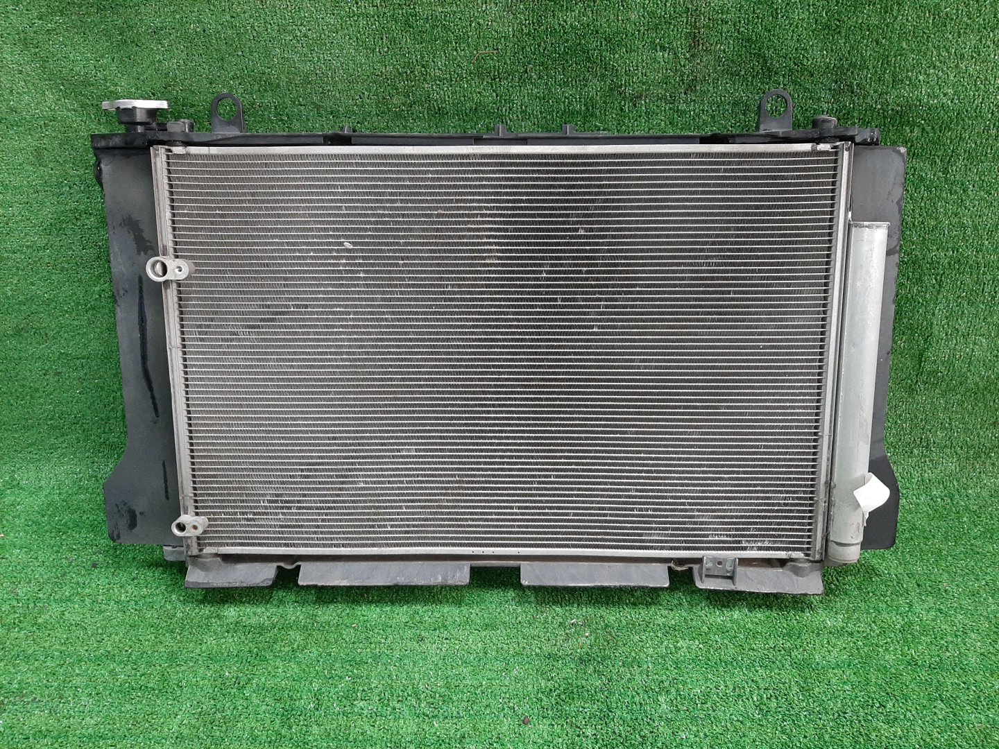 Радиатор основной TOYOTA AXIO, COROLLA FIELDER, COROLLA  AXIO, FIELDER NZE141, NZE144, ZRE142, ZRE144, ZRE144G, ZRE142G, NZE144G, NZE141G 1NZ-FE, 2ZR-FE, 2ZR-FAE 6676 2 ракурс