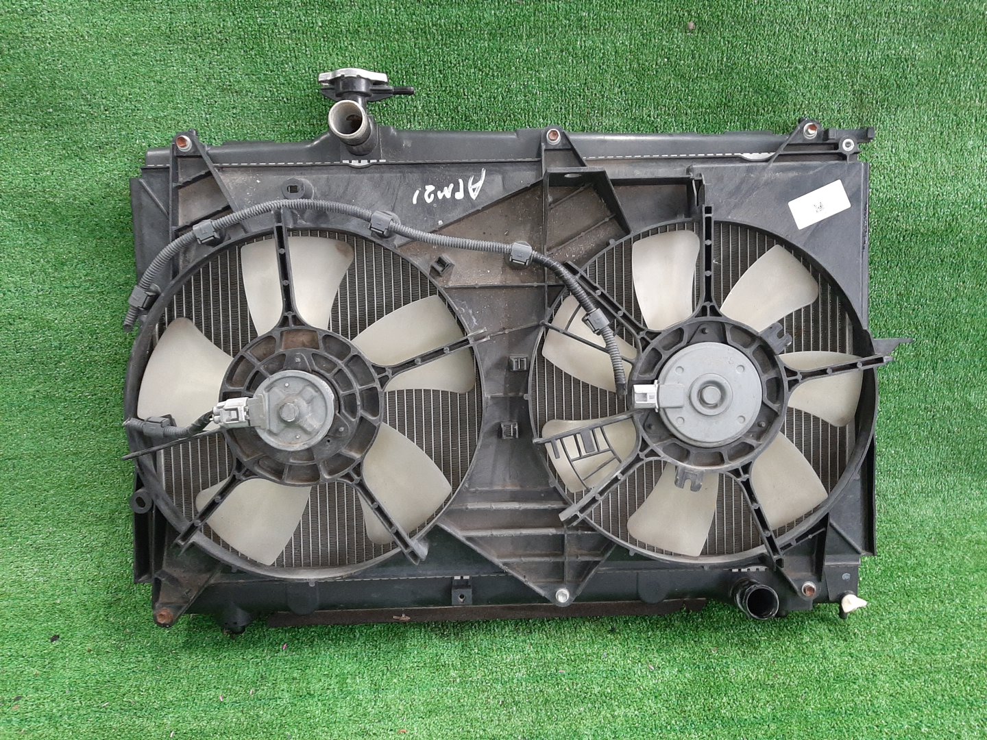 Радиатор основной TOYOTA IPSUM ACM21W, ACM26W 2AZ-FE 6722 1 ракурс