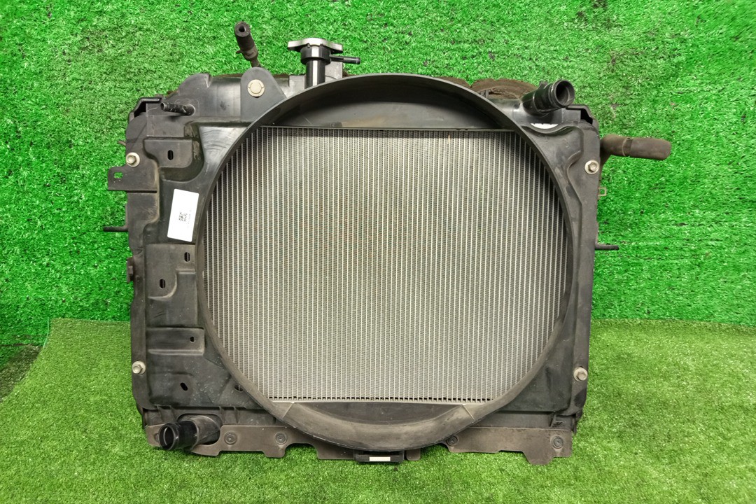 Радиатор основной MAZDA BONGO SKP2V L8 6767 1 ракурс