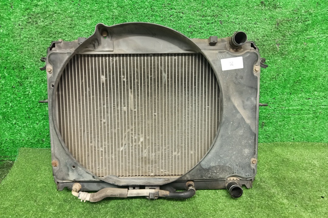 Радиатор основной MAZDA BONGO SK82V F8 6771 1 ракурс
