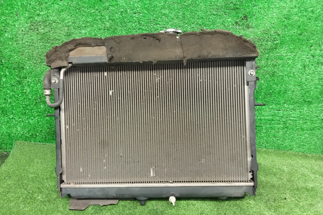 Радиатор основной MAZDA BONGO SKP2M L8 6775 3 ракурс