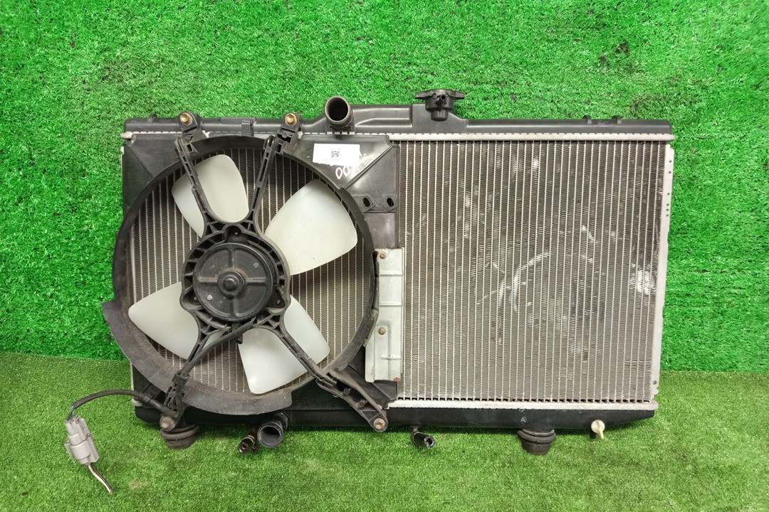 Радиатор основной TOYOTA COROLLA AE111 4A-FE 6782 1 ракурс