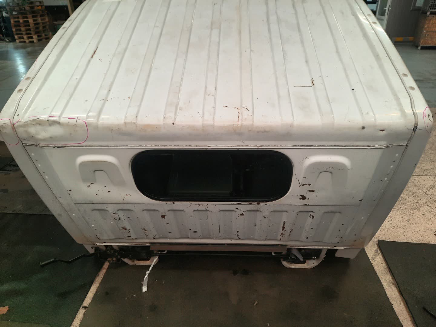 Кабина NISSAN ATLAS TZ2F24 ZD30DD 484 3 ракурс