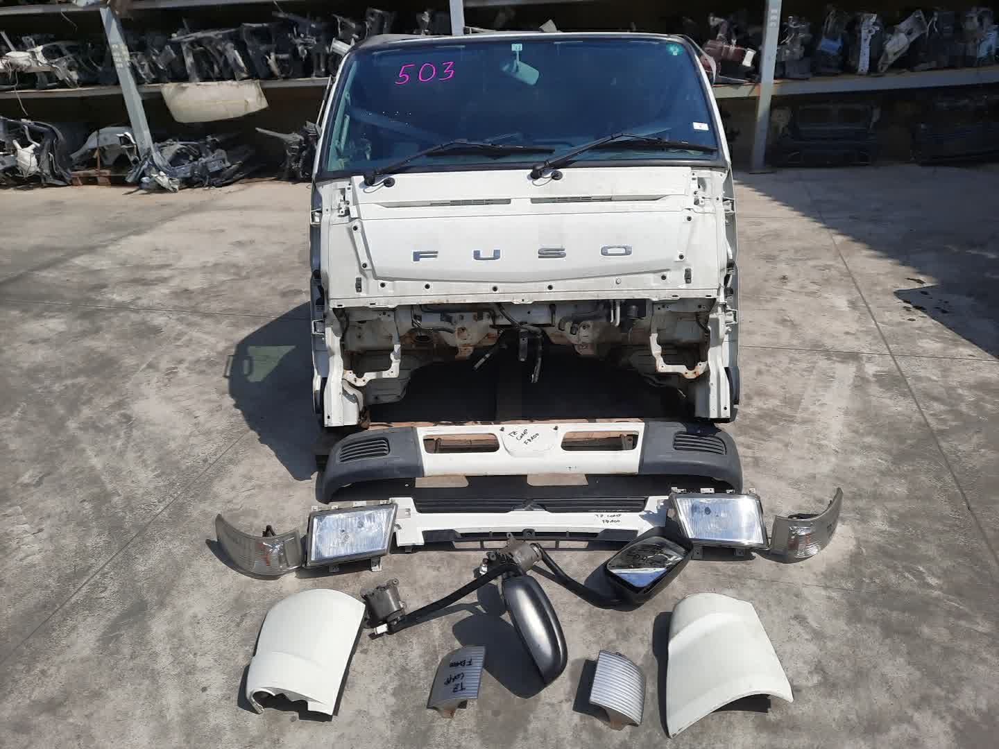 Кабина MITSUBISHI CANTER FDA00 503 1 ракурс