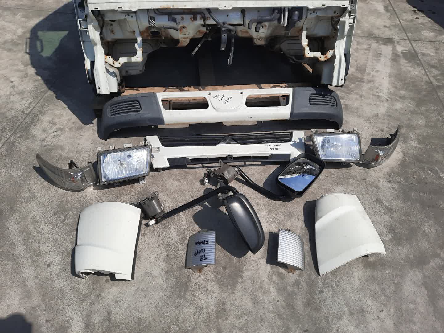 Кабина MITSUBISHI CANTER FDA00 503 5 ракурс