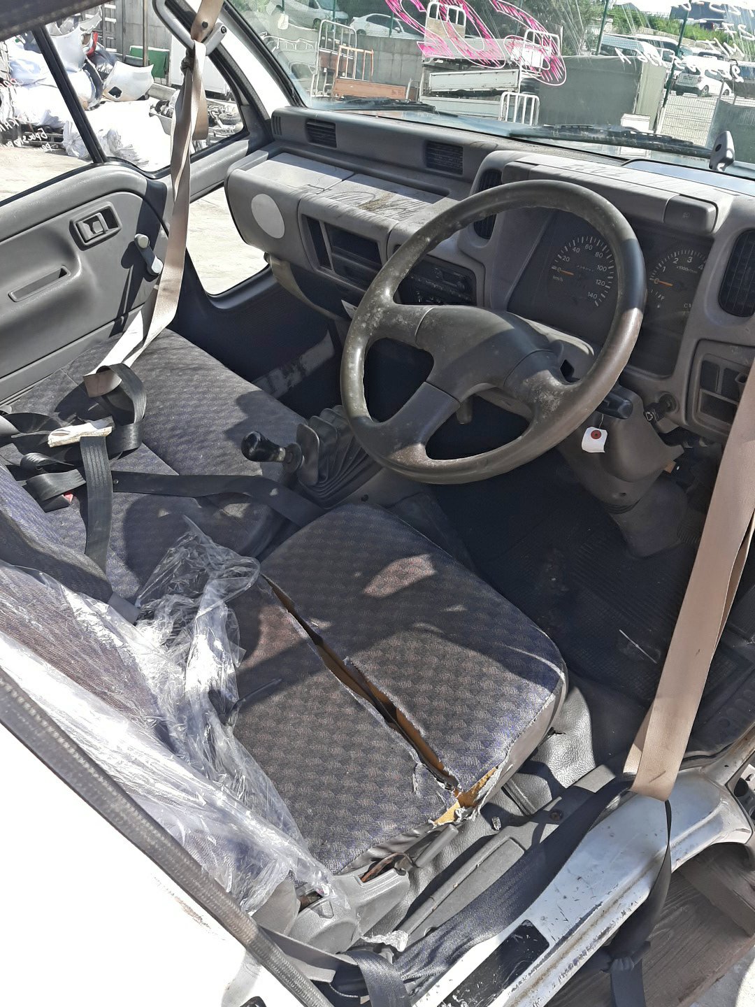 Кабина NISSAN ATLAS P4F23 TD27 602 5 ракурс
