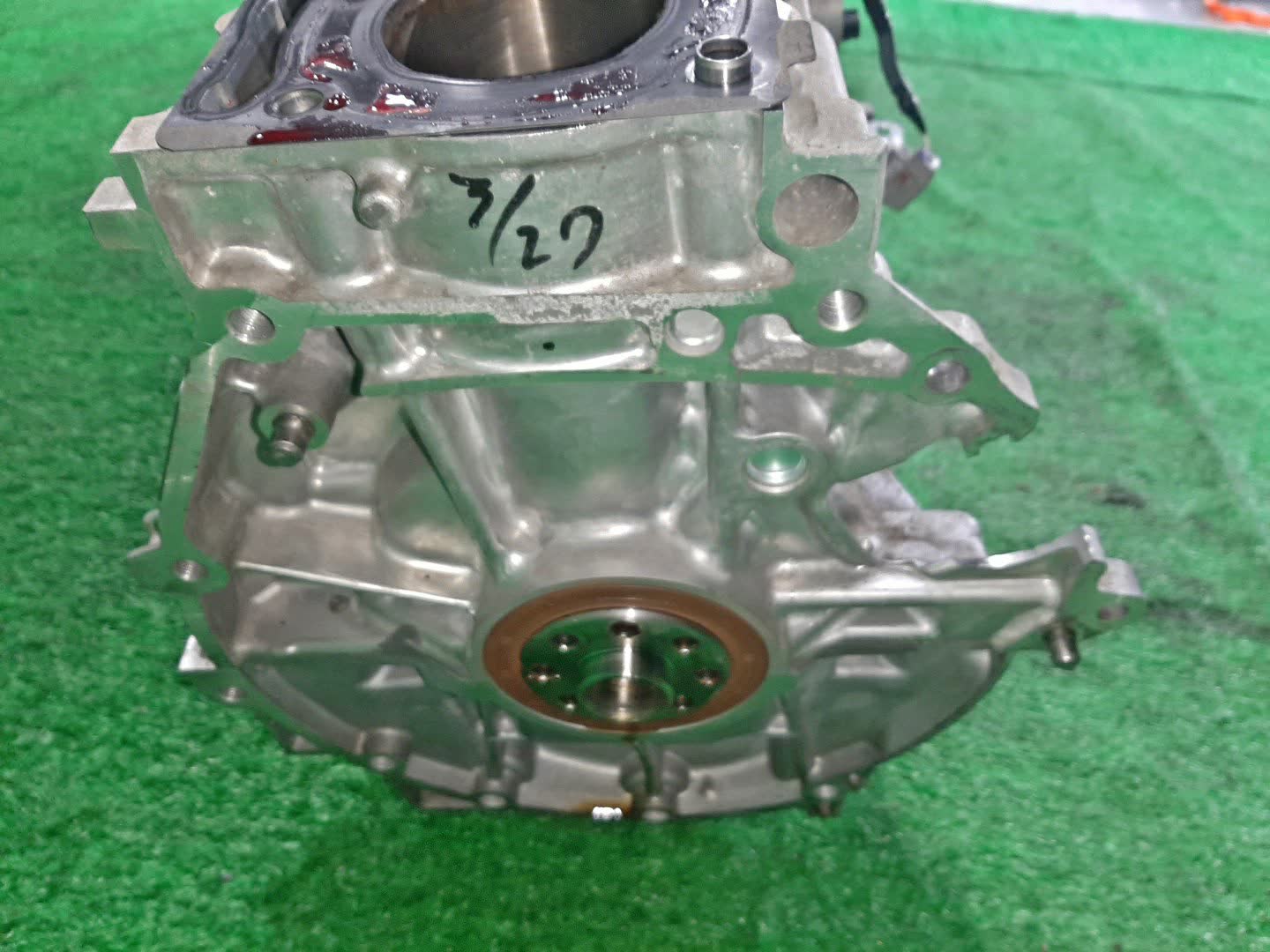 Блок двигателя TOYOTA SIENTA NSP170G 2NR-FKE 5 ракурс