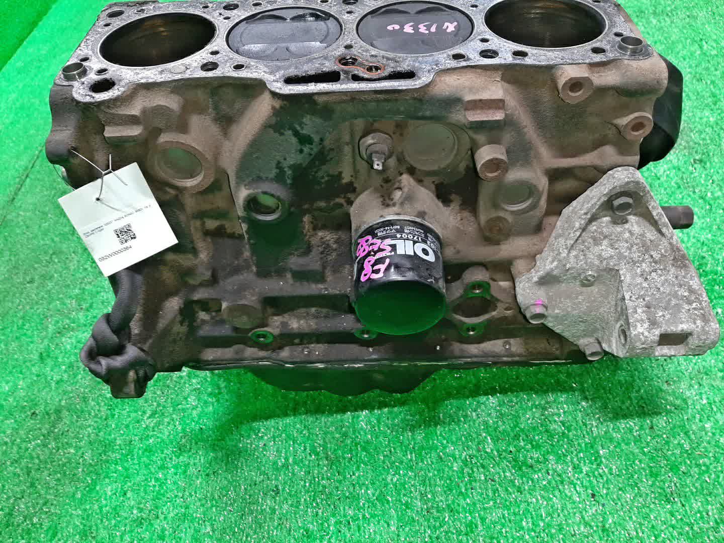 Блок двигателя MAZDA BONGO SK82V F8 325237 4 ракурс