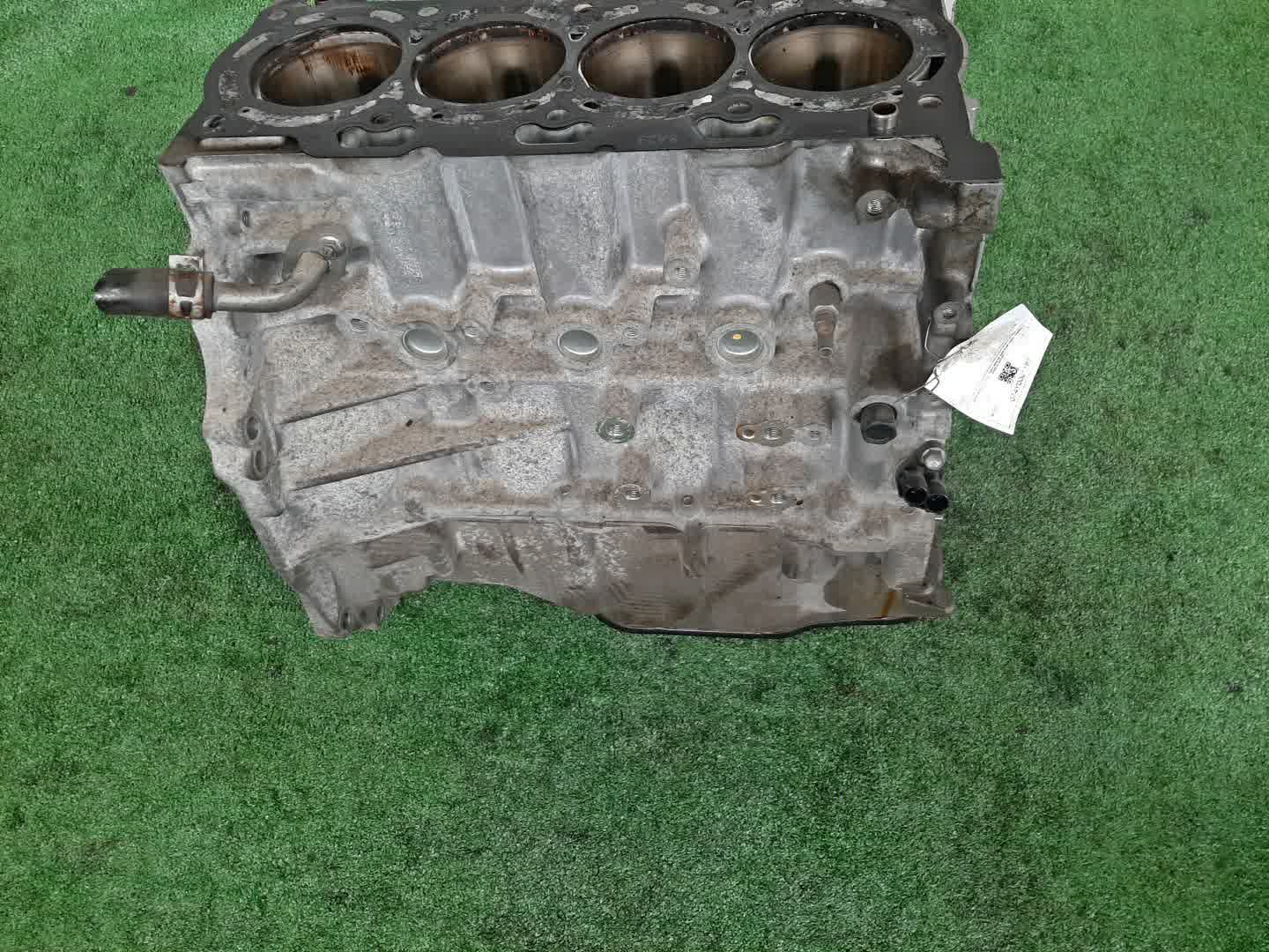 Блок двигателя TOYOTA VOXY ZRR70G 3ZR-FE 4102131 3 ракурс
