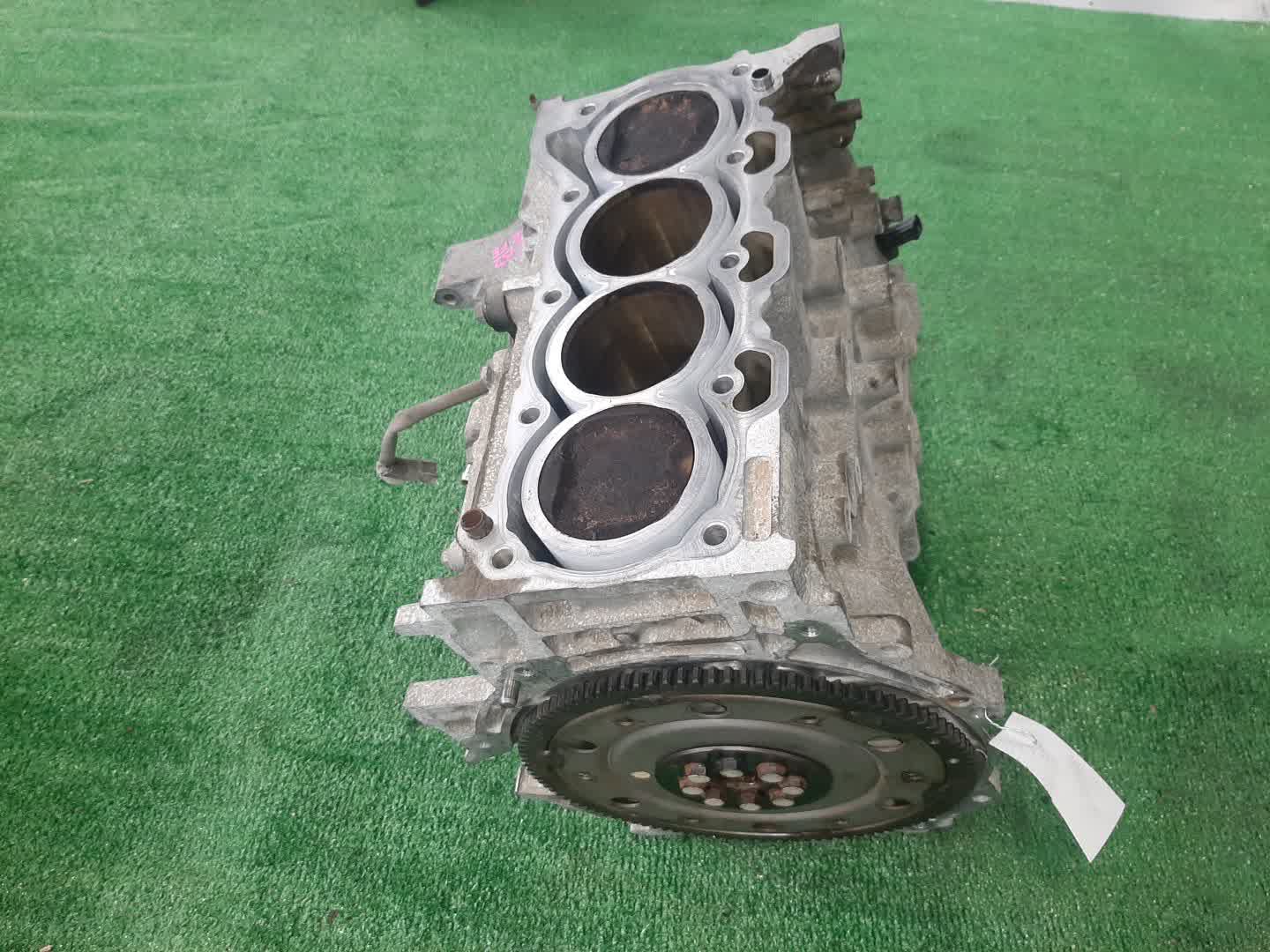 Блок двигателя TOYOTA AURIS ZRE154H 2ZR-FE 0067194 3 ракурс