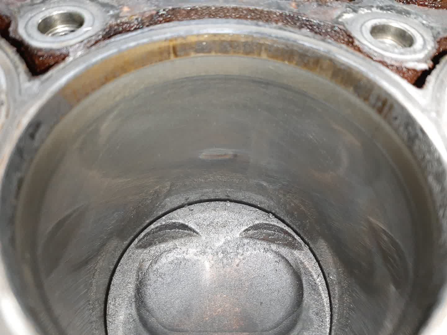 Блок двигателя VOLKSWAGEN TOURAN 1T3 CAVC 369601 5 ракурс