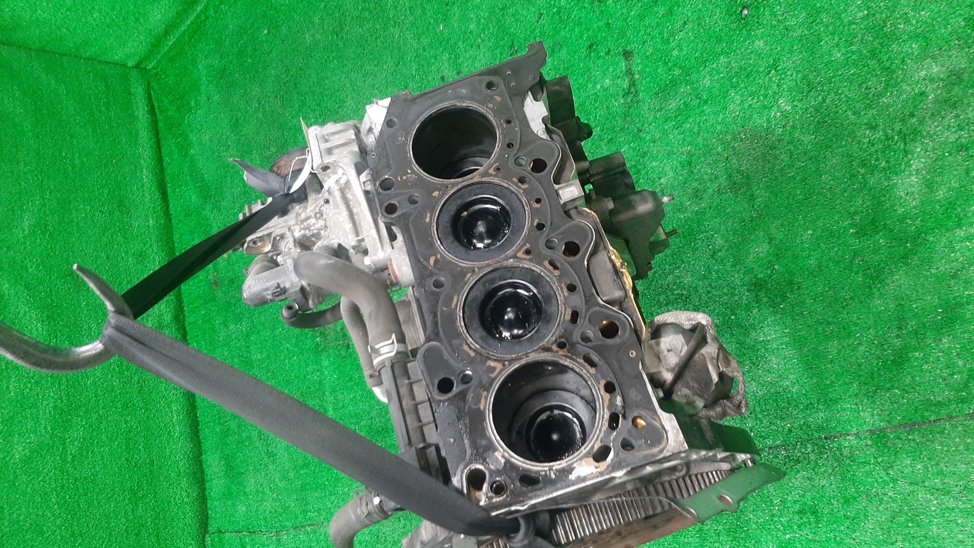 Блок двигателя MAZDA ATENZA GJ2FP SH-VPTR 30291342 1 ракурс
