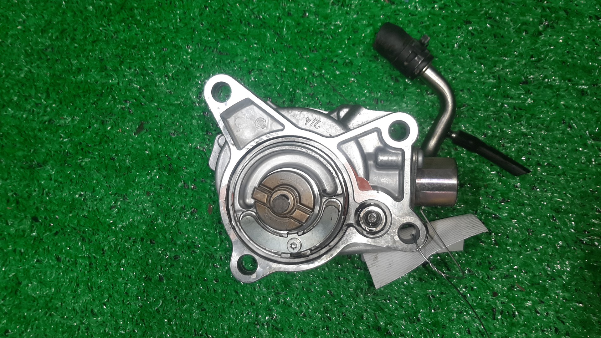 Вакуумник MAZDA ATENZA GJ2FP SH-VPTR SHY1-18G00 2 ракурс