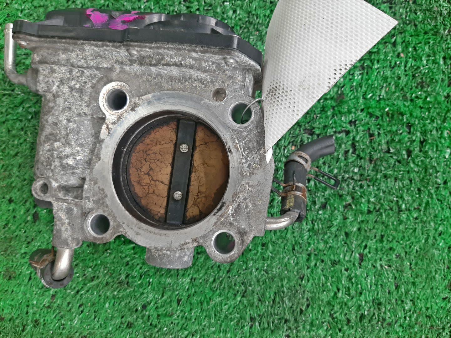 Дроссельная заслонка TOYOTA RAV4 ACA31W 2AZ-FE 22030-28070 5 ракурс