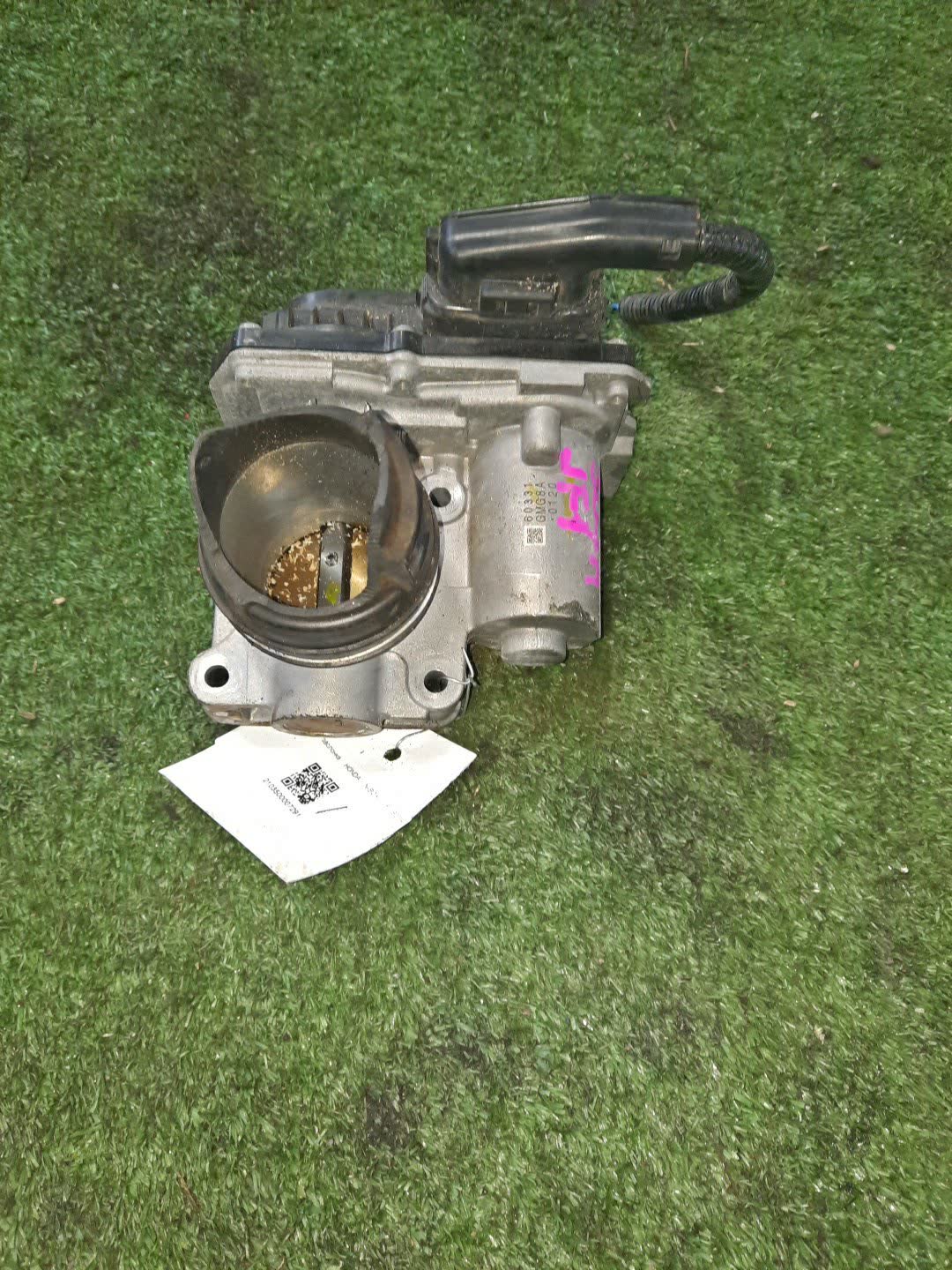 Дроссельная заслонка  HONDA N-BOX JF1 S07A 1 ракурс