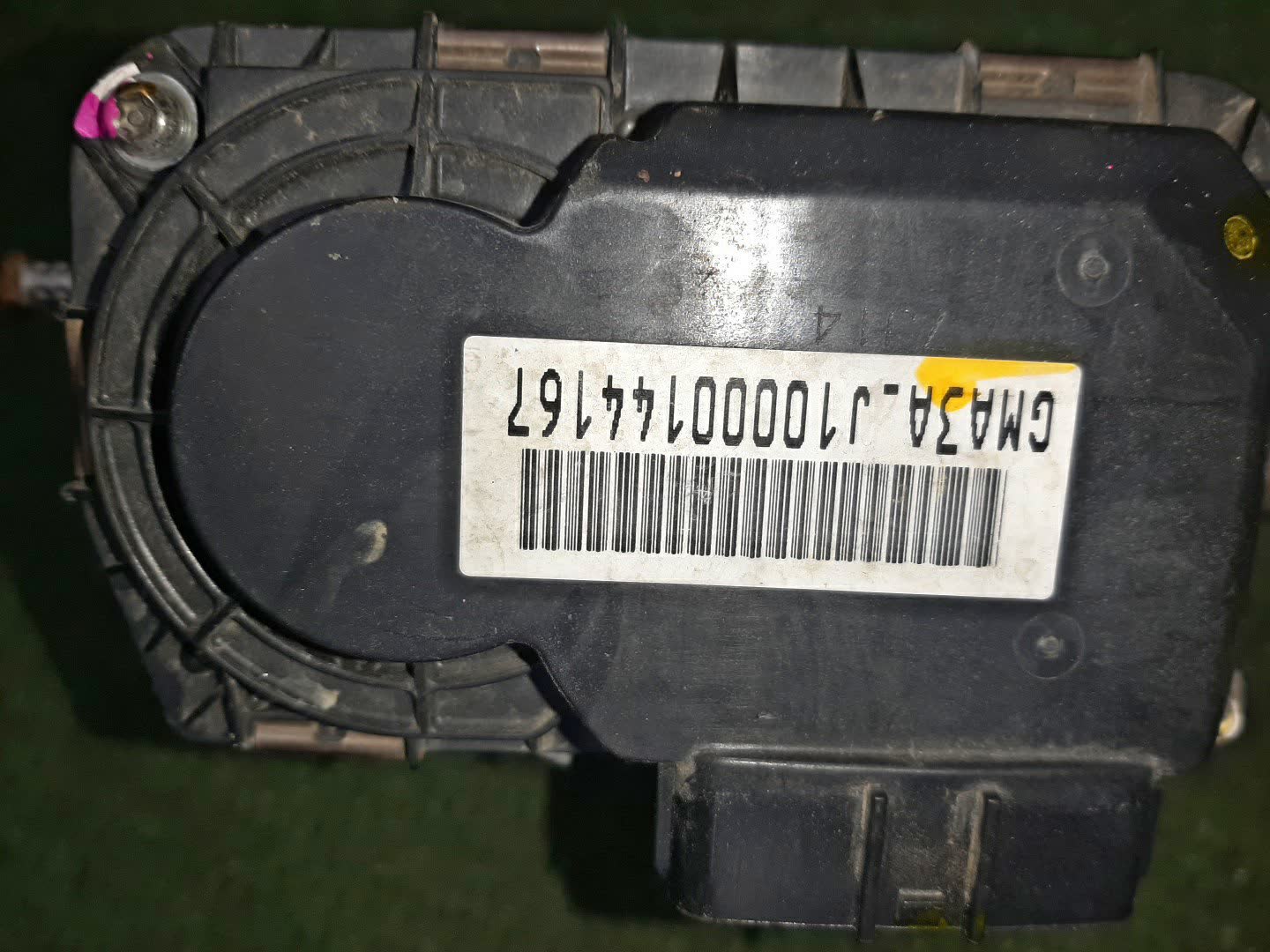 Дроссельная заслонка HONDA ELYSION RR5 J35A 3 ракурс