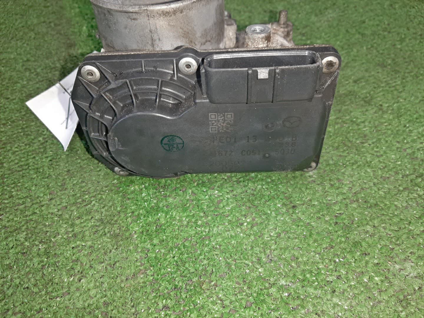 Дроссельная заслонка MAZDA ATENZA GJEFW PE-VPR PE0113640B 3 ракурс