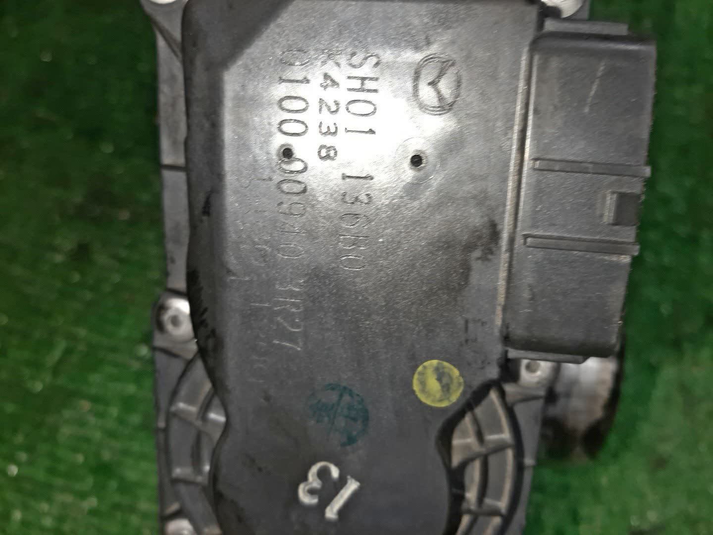 Дроссельная заслонка MAZDA CX-5 KE2AW SH-VPTS SH01-136B0 3 ракурс