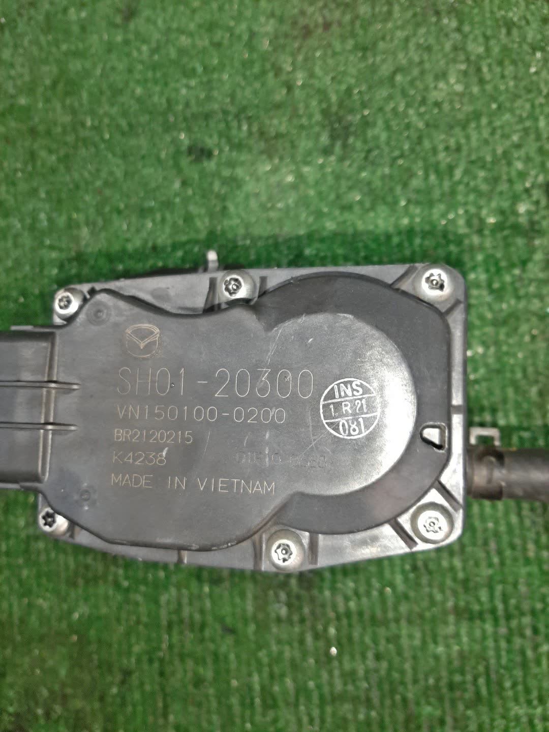 Дроссельная заслонка MAZDA CX-5 KE2AW SH-VPTS SH01-20300 2 ракурс