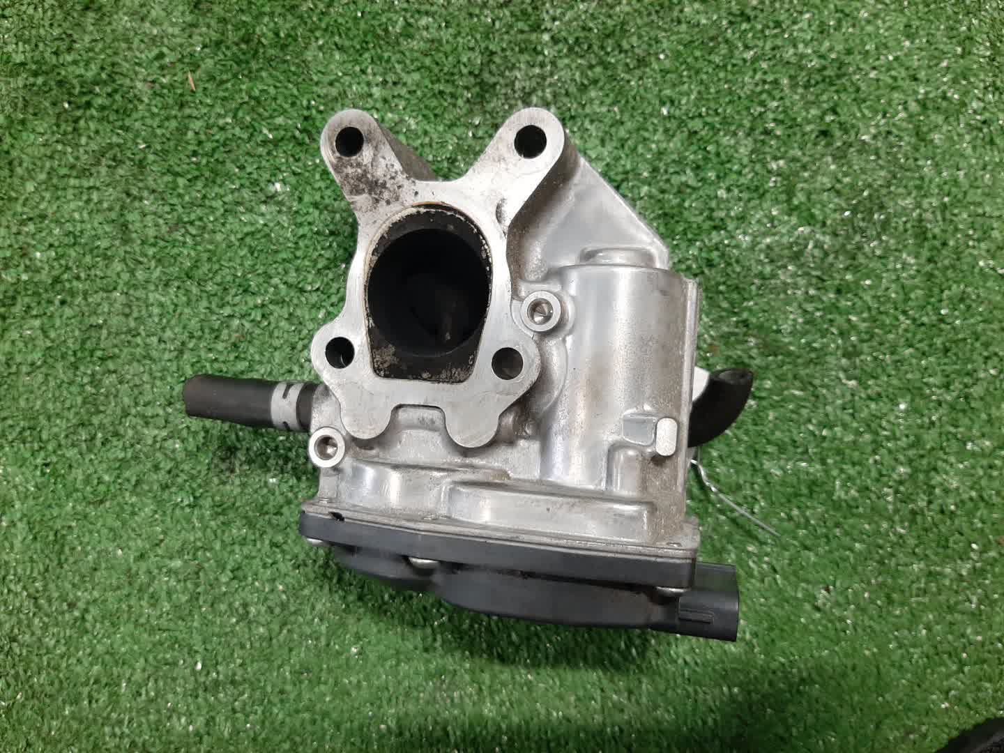 Дроссельная заслонка MAZDA CX-5 KE2FW SH-VPTS VN1501000200 3 ракурс