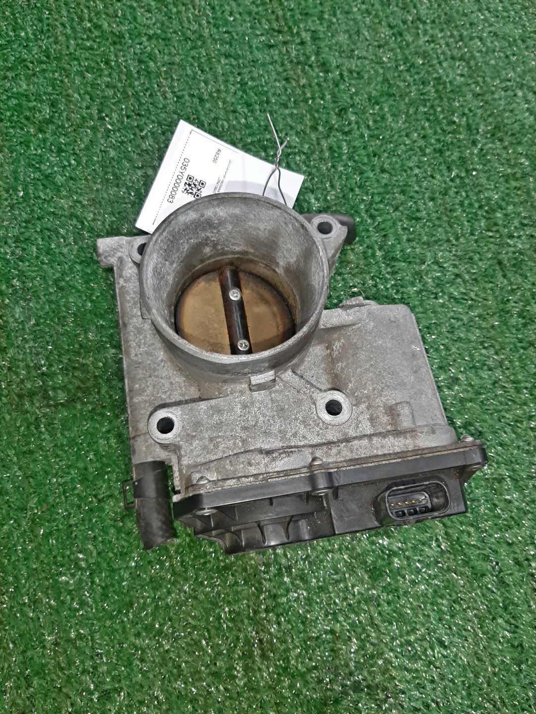 Дроссельная заслонка MAZDA PREMACY CREW LF-VE L3R41364C 1 ракурс