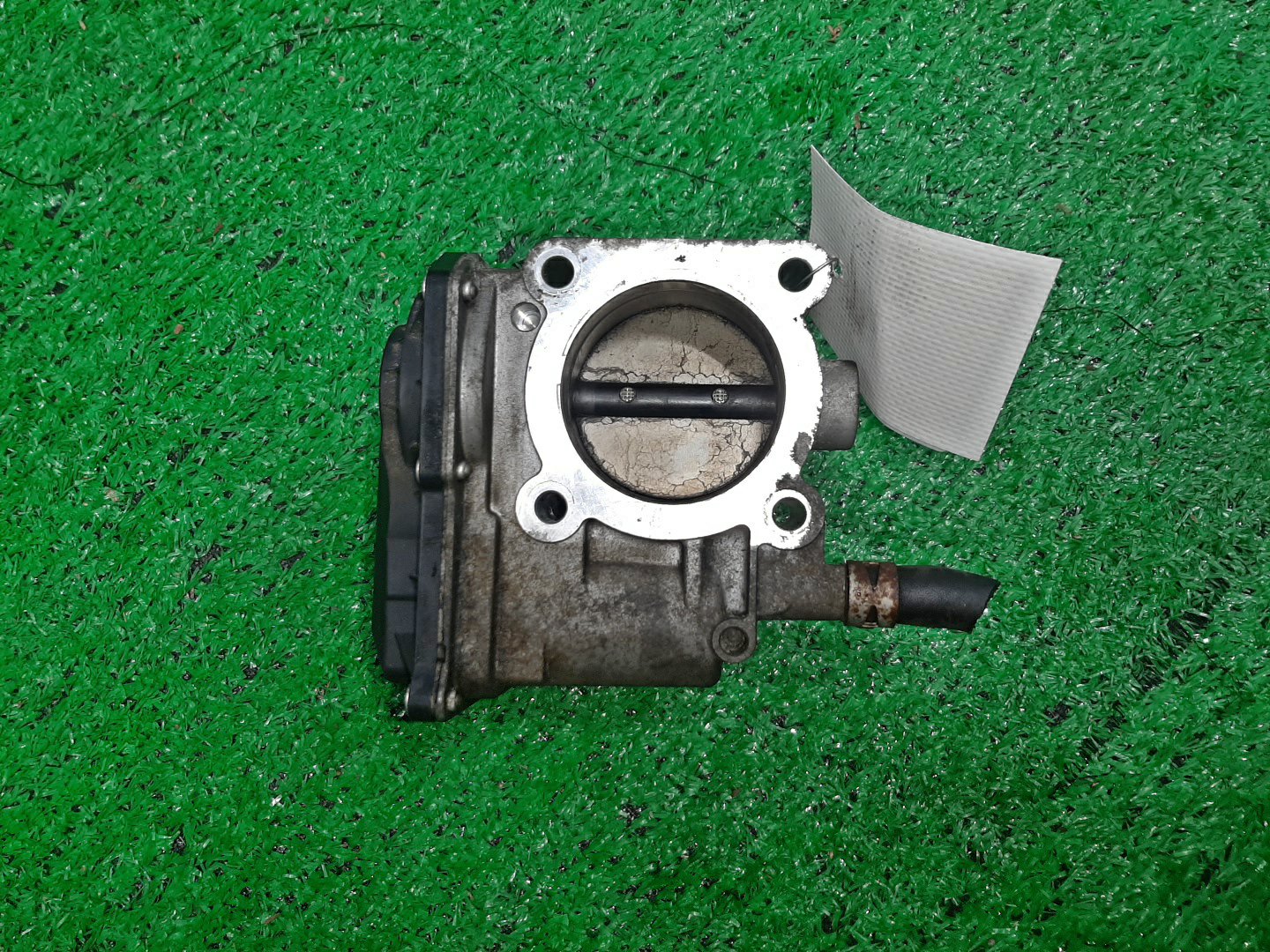 Дроссельная заслонка TOYOTA NOAH ZRR70G 3ZR-FAE 22030-37030 2 ракурс Дроссельная заслонка TOYOTA NOAH ZRR70G 3ZR-FAE 22030-37030 2 ракурс