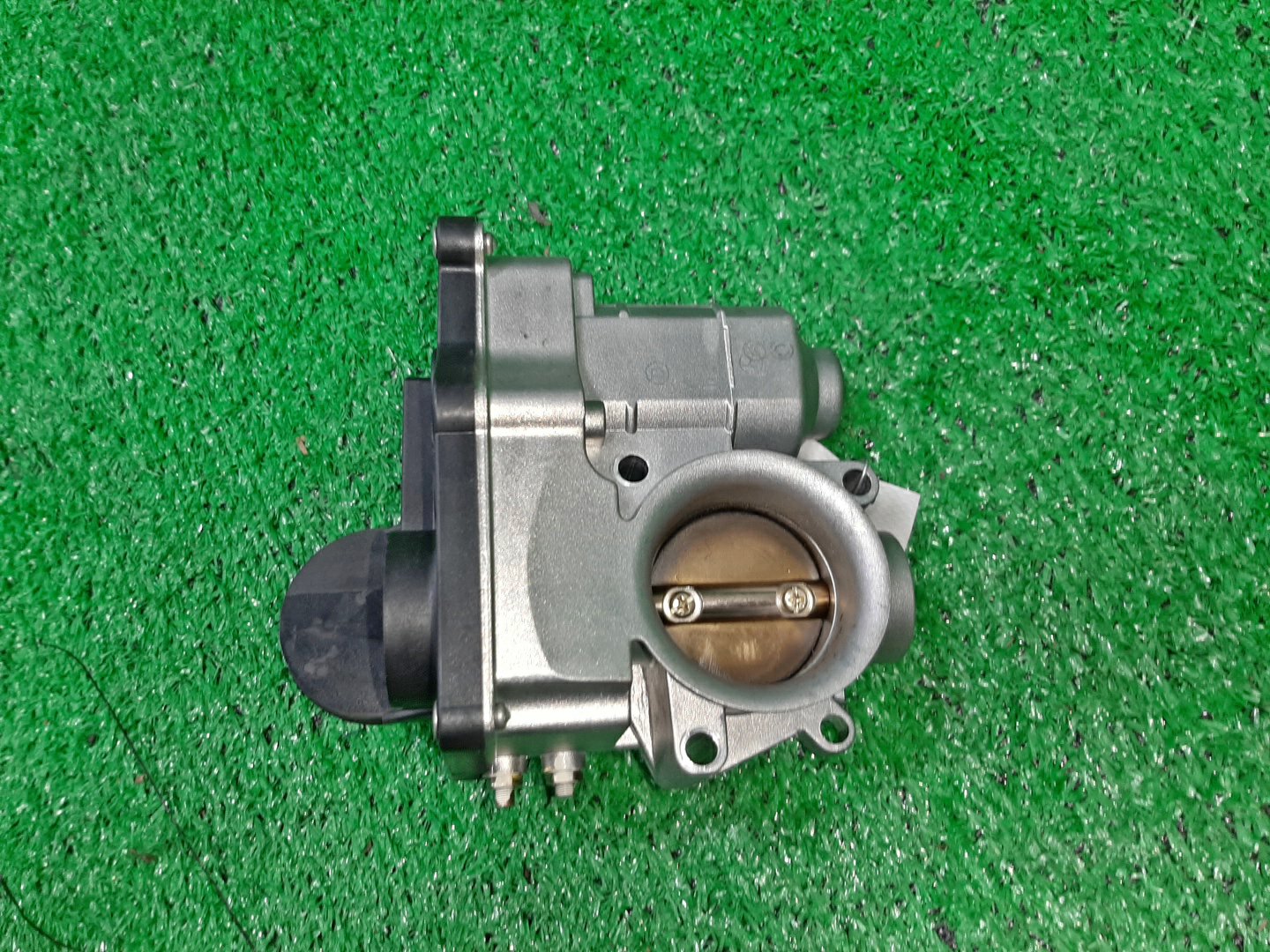 Дроссельная заслонка NISSAN MARCH AK12 CR12DE SERA576-02 2 ракурс