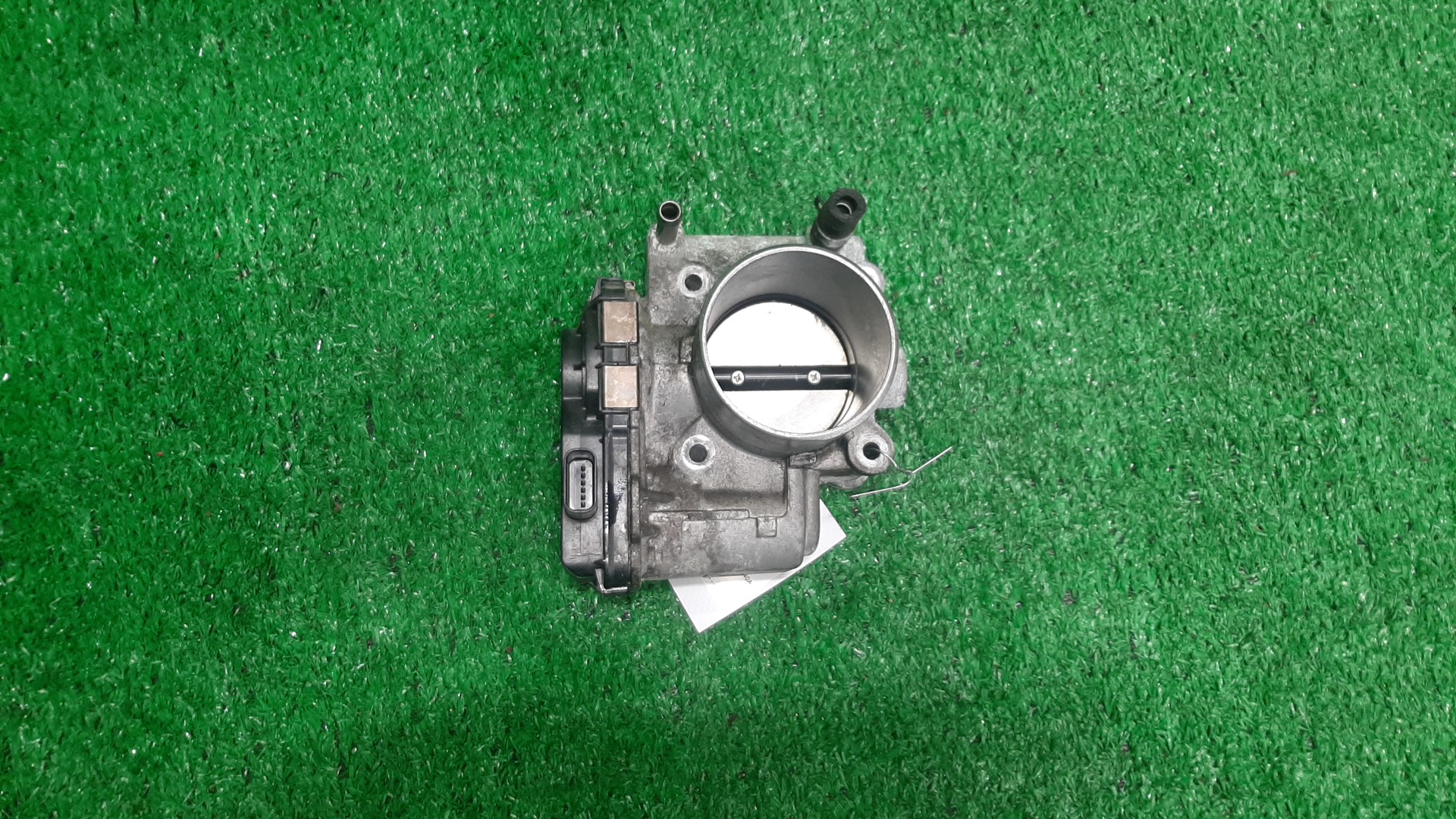 Дроссельная заслонка MAZDA MPV LY3P L3-VDT L35M-13-640A 1 ракурс