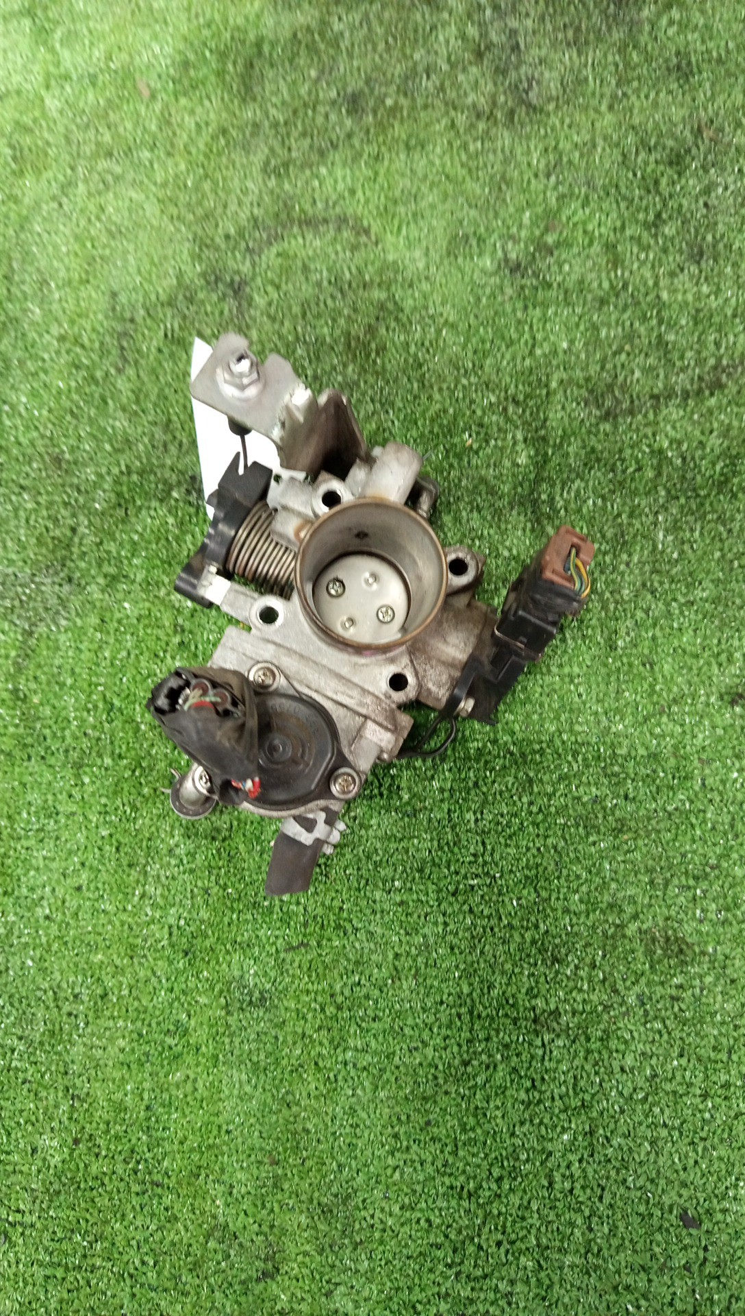 Дроссельная заслонка NISSAN NV100 CLIPPER U72V 3G83 1 ракурс
