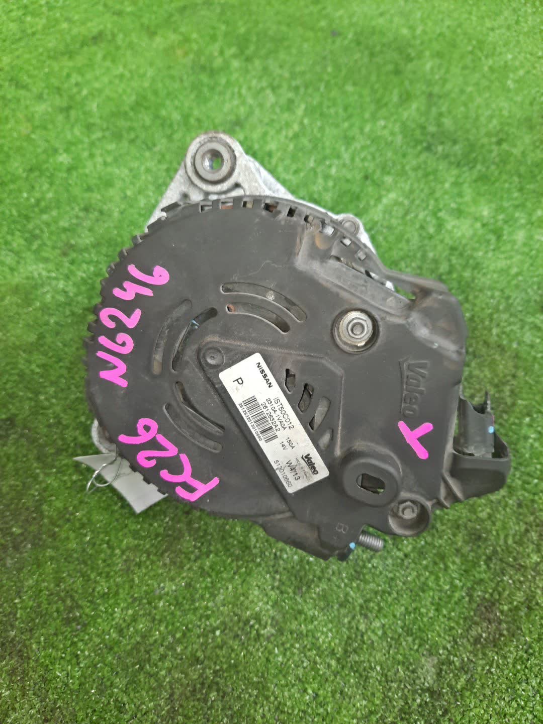 Генератор NISSAN SERENA FC26 MR20DD 2 ракурс