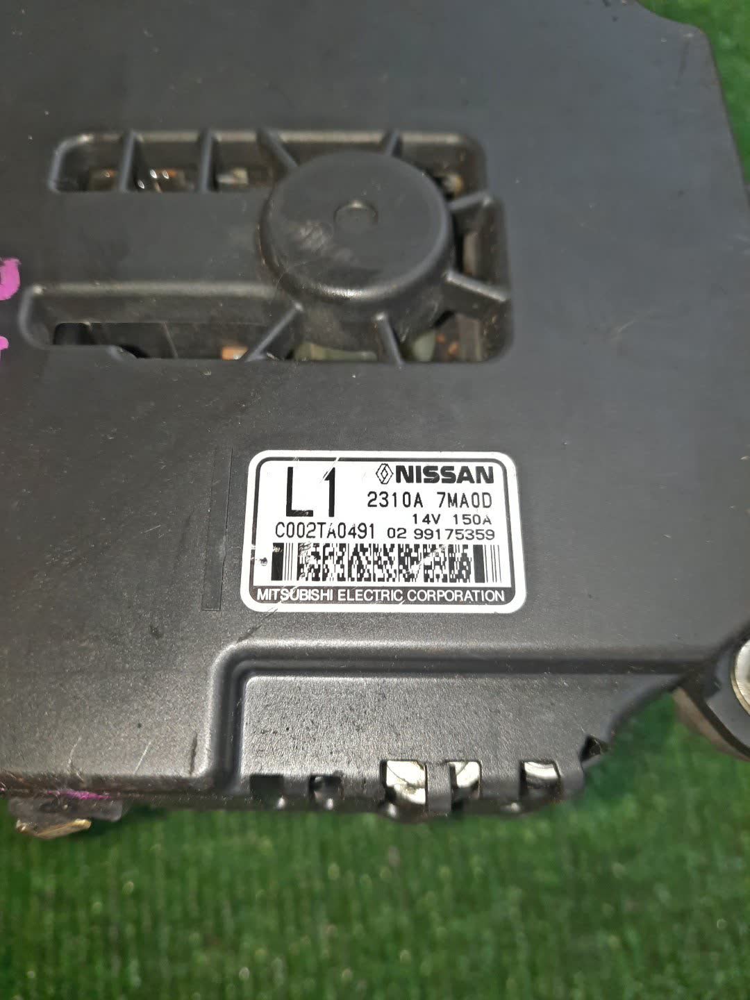 Генератор NISSAN DAYZ B44W BR06DE 2310A-7MA0D 3 ракурс