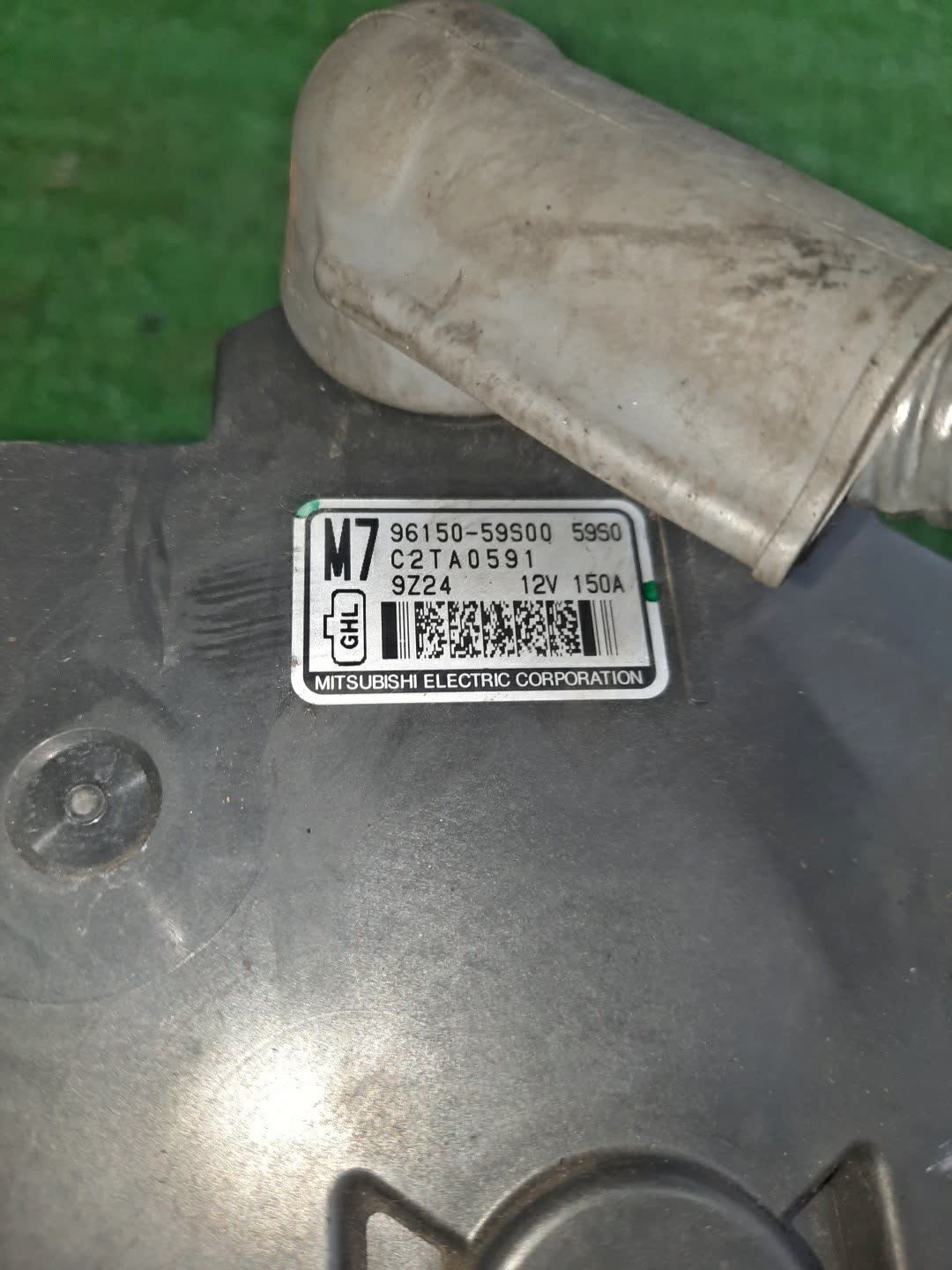 Генератор SUZUKI HUSTLER MR92S R06D 96150-59S00 3 ракурс