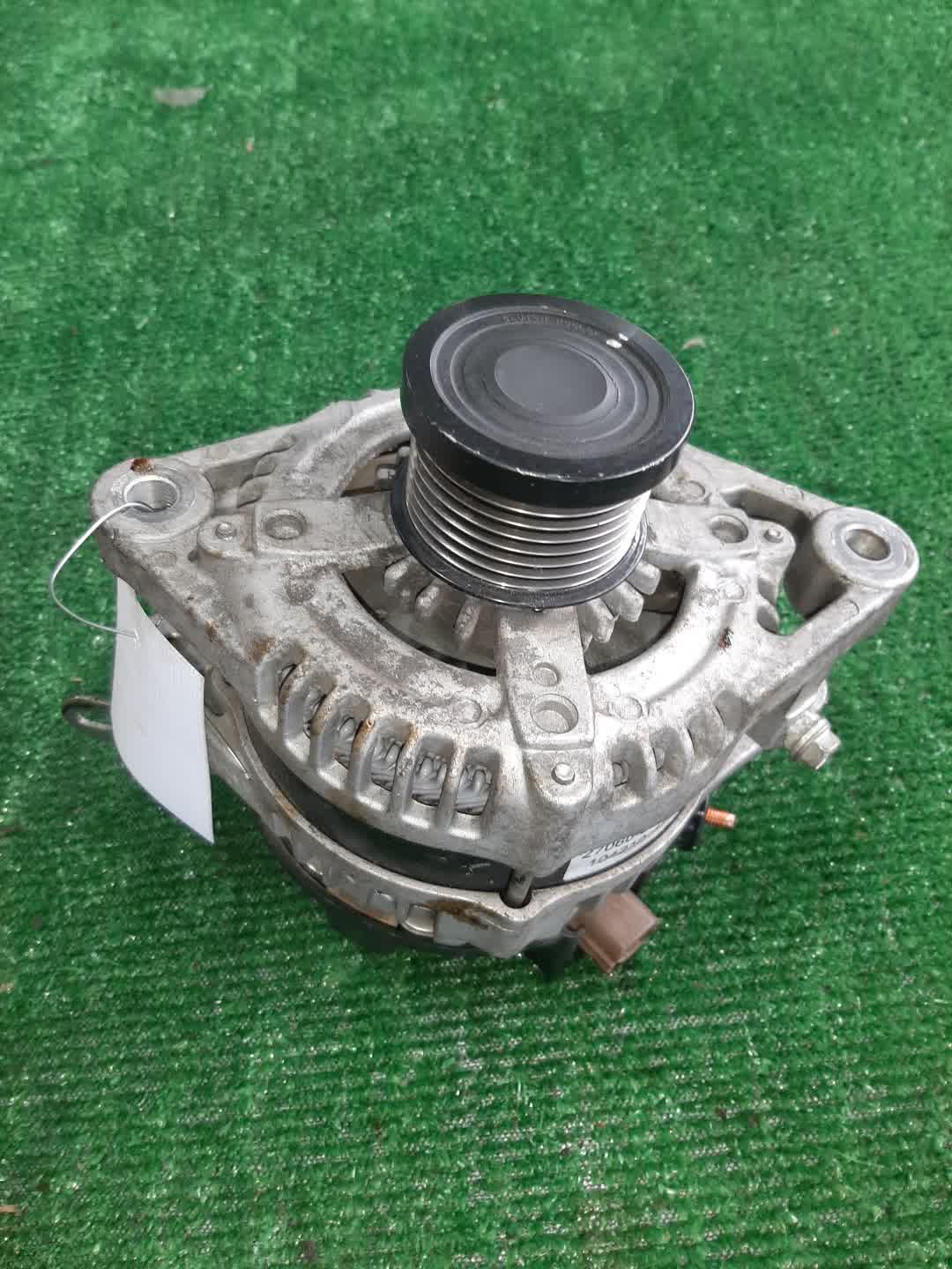 Генератор TOYOTA BLADE GRE156H 2GR-FE 27060-31090-E 1 ракурс