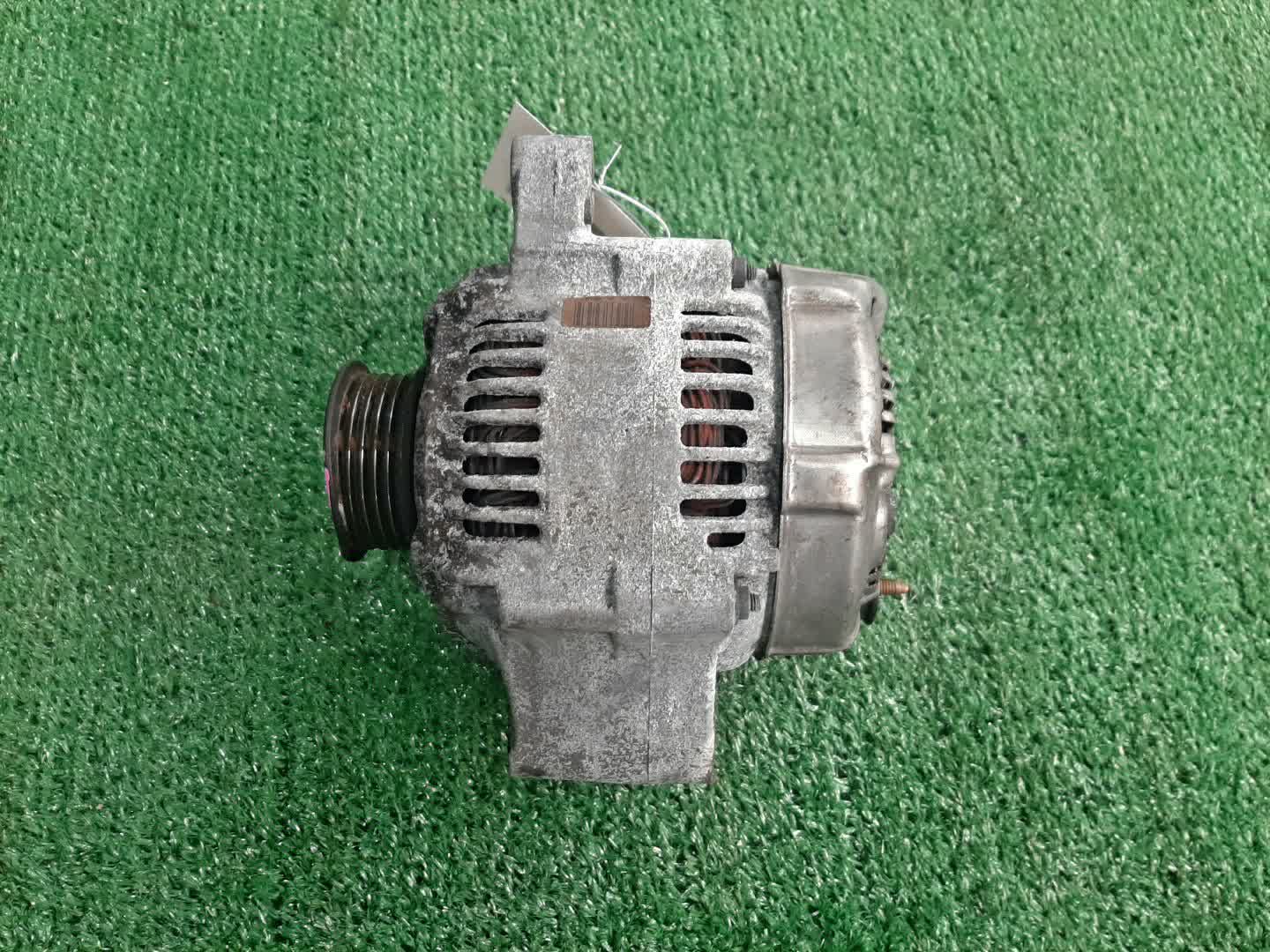 Генератор TOYOTA CORONA EXIV ST200 4S-FE 27060-74390 1 ракурс