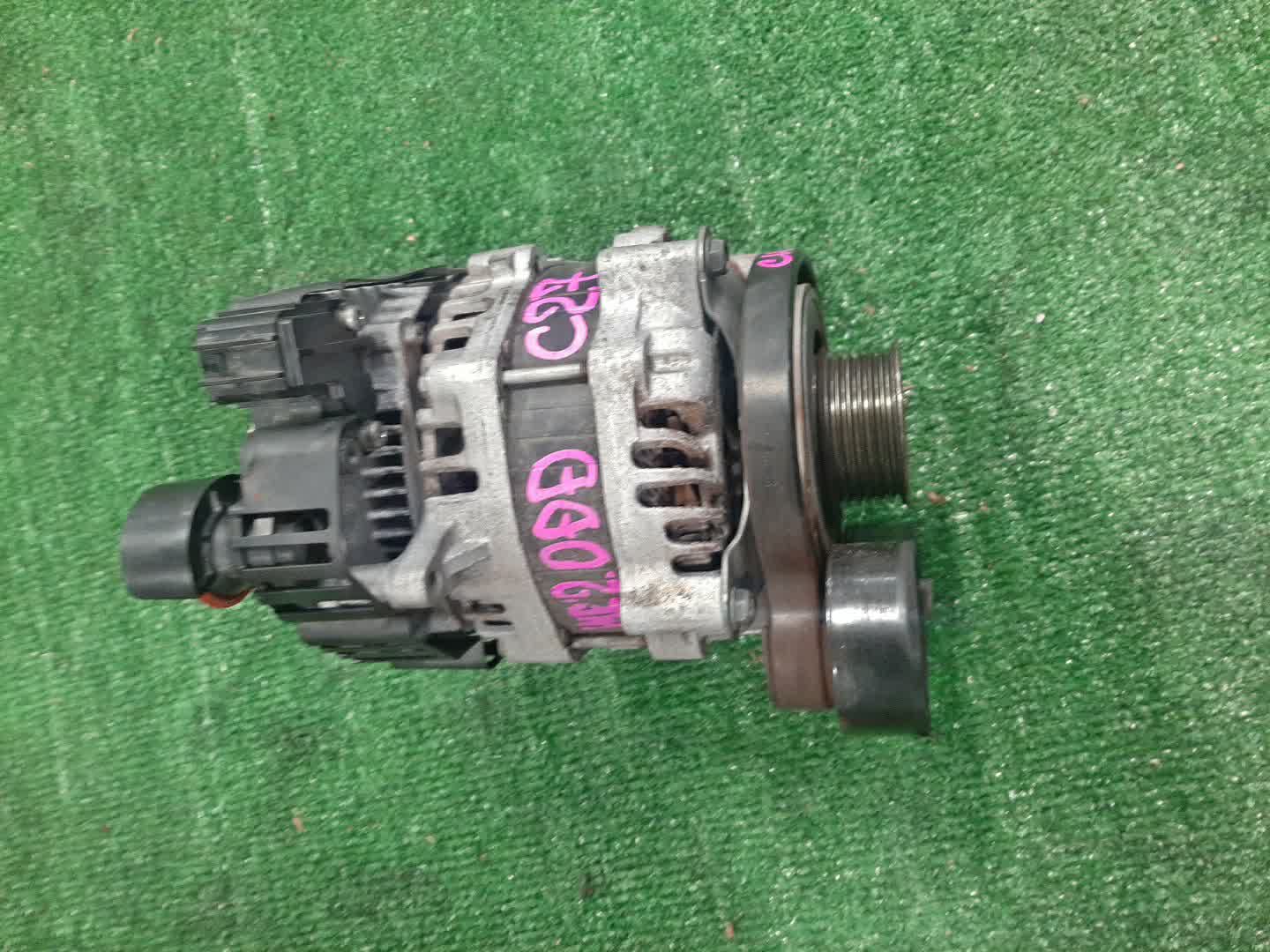 Генератор NISSAN SERENA C27 MR20DD 2310A-5TA2A 1 ракурс