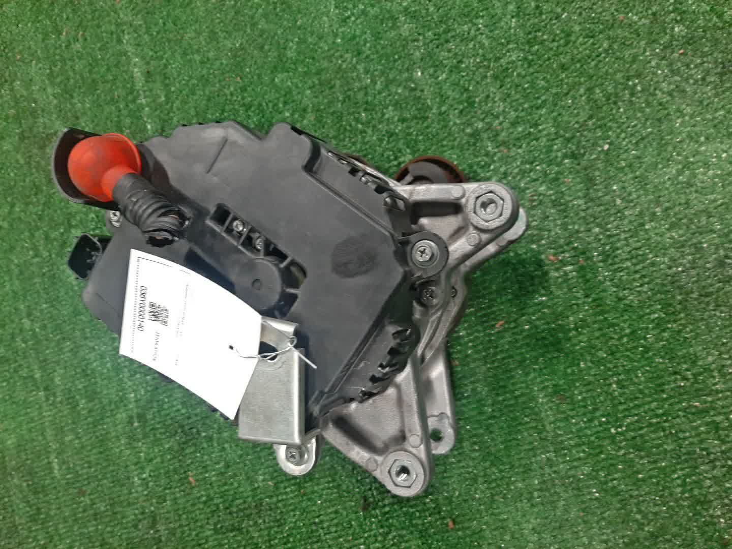 Генератор NISSAN SERENA C27 MR20DD 2310A-5TA2A 2 ракурс