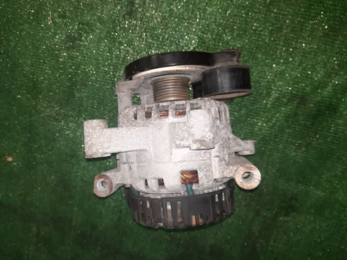 Генератор SUBARU XV GPE FB20 23700-AA901 1 ракурс