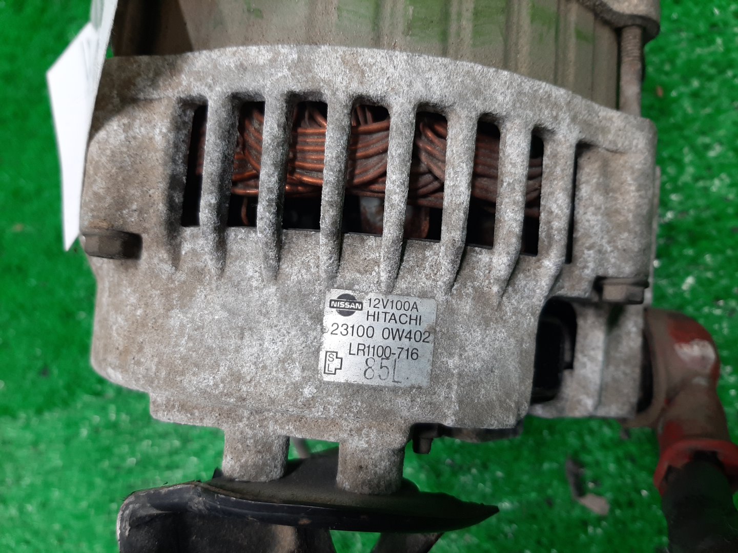 Генератор NISSAN ELGRAND ALWE50 VG33E 23100-0W402 2 ракурс